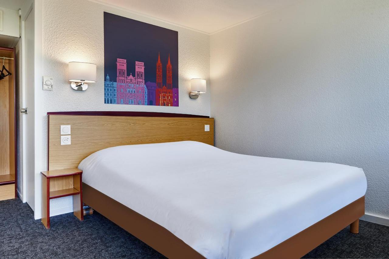 Kyriad Tarbes Bastillac エクステリア 写真