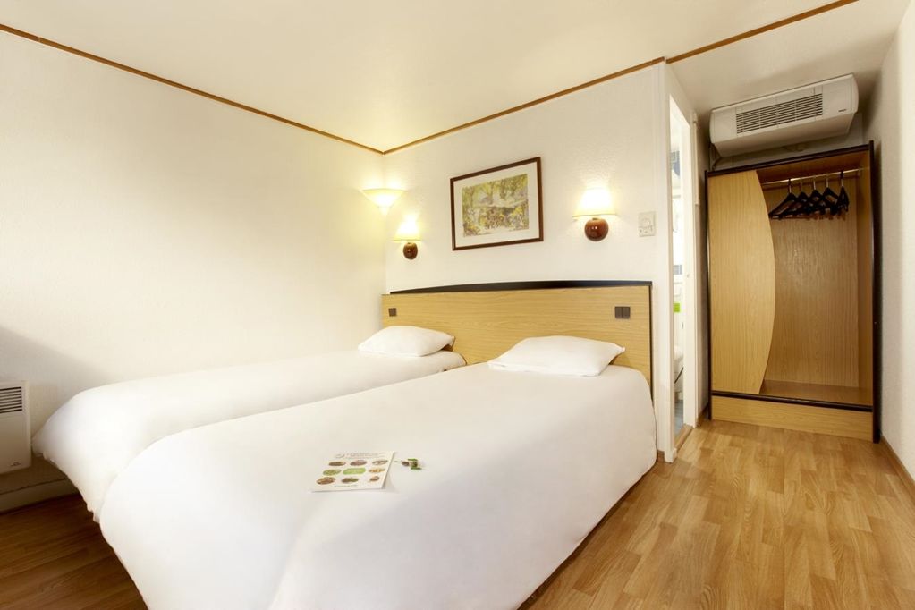 Kyriad Tarbes Bastillac 部屋 写真